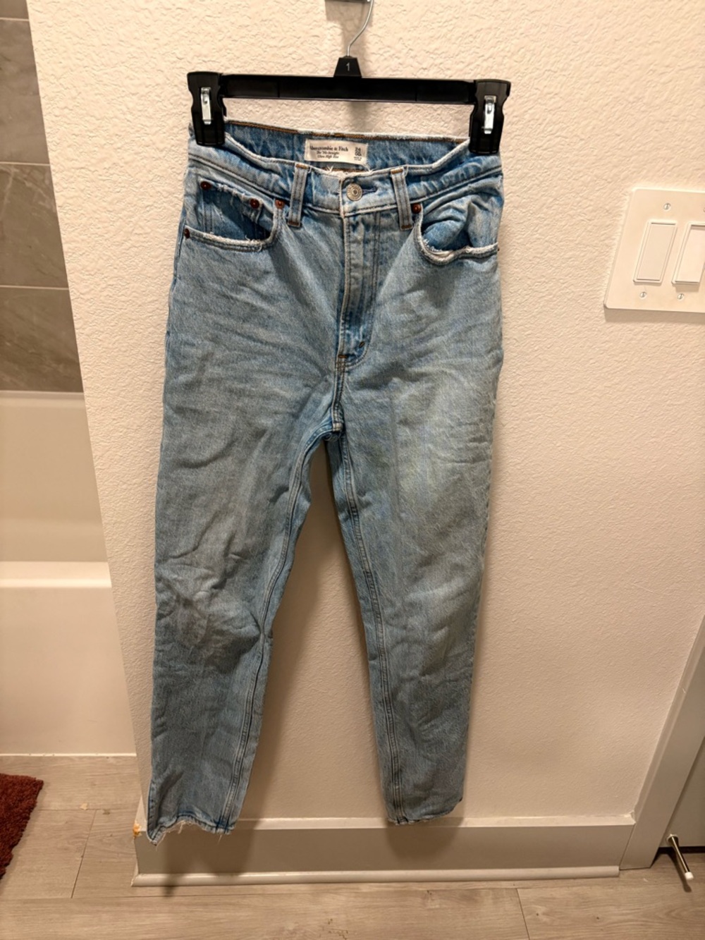 Abercrombie & Fitch Light Blue Straight-Leg Jeans with split ankle